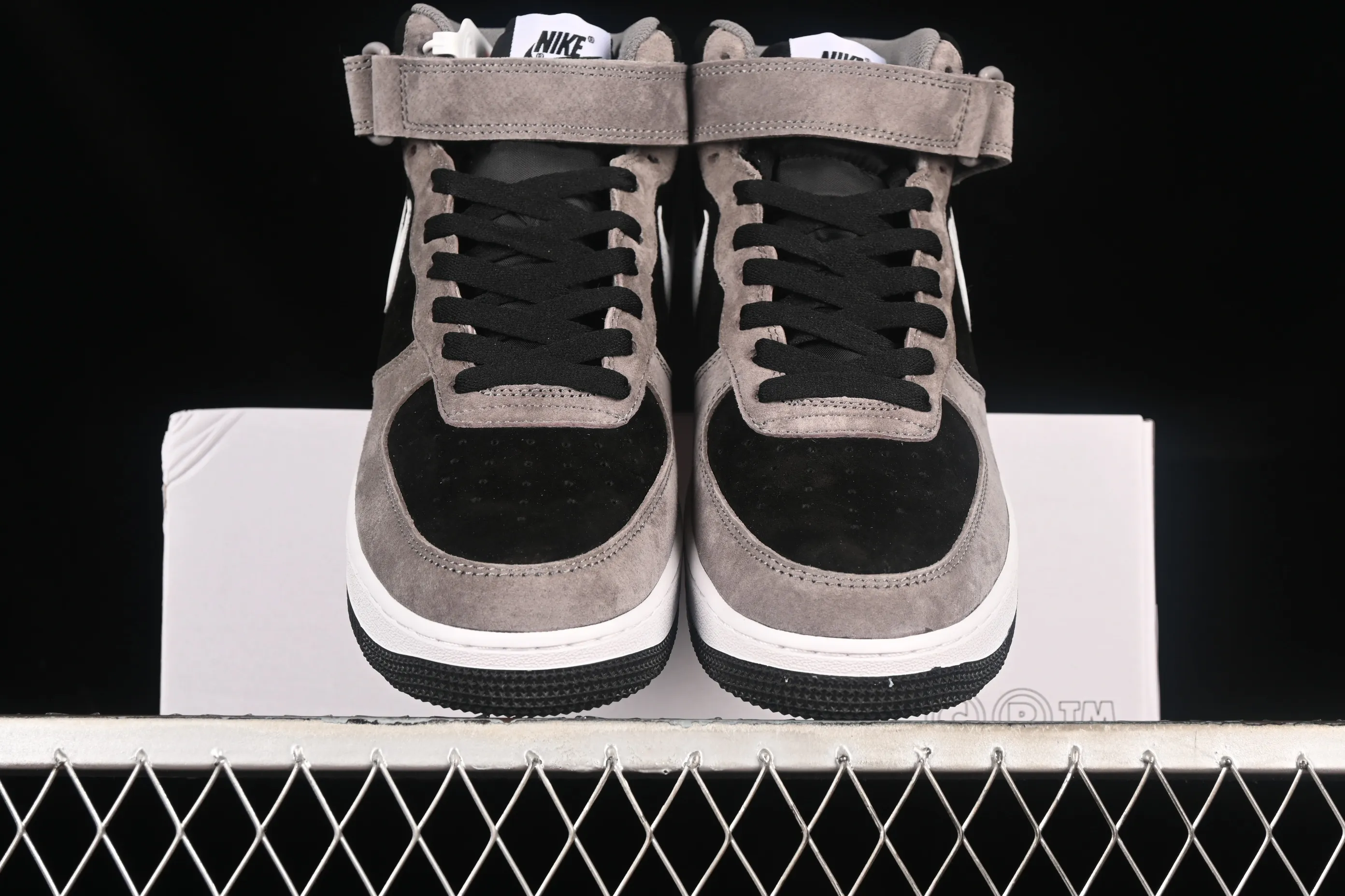 All Categories Nk Air Force 1 Air Force Series Nk Air Force 1 Mid Air Force Mid Nk Air Force 1'07 Mid Customized Air Force One Chinese Casual Sneakers CW2289-111